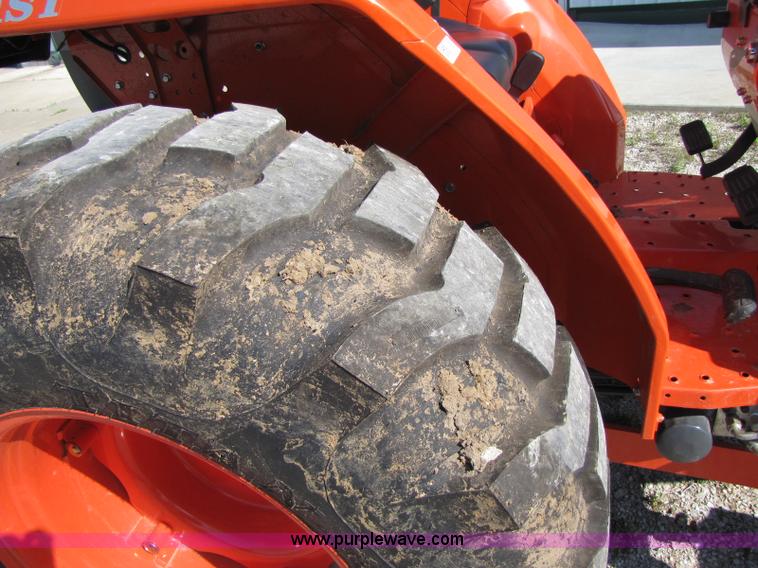 image for item 8468 Kubota L4400D tractor with loader