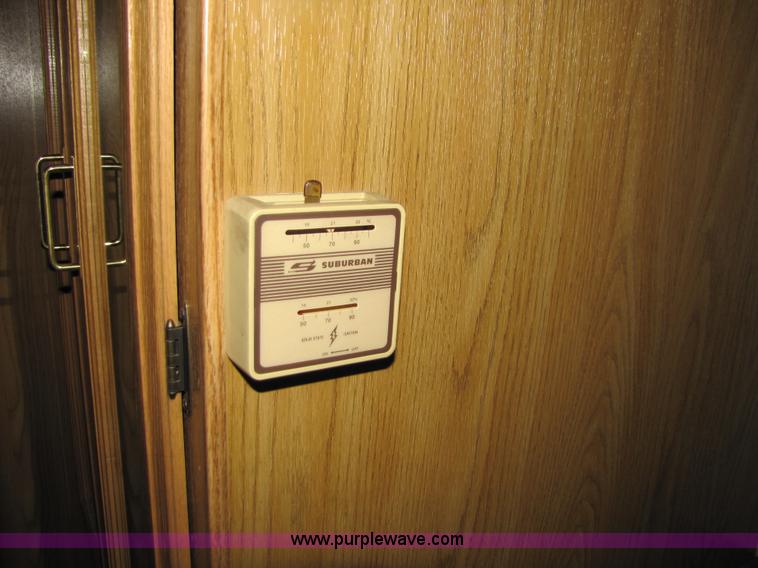 image for item 8480 1992 Chevrolet P30 Fleetwood Coronado RV motor-home