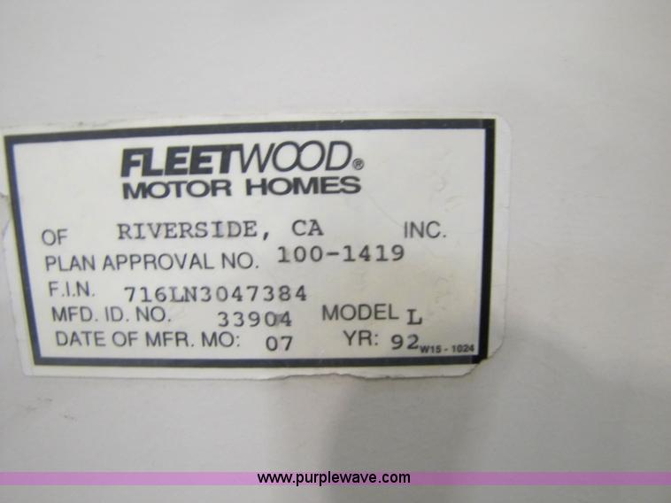 image for item 8480 1992 Chevrolet P30 Fleetwood Coronado RV motor-home
