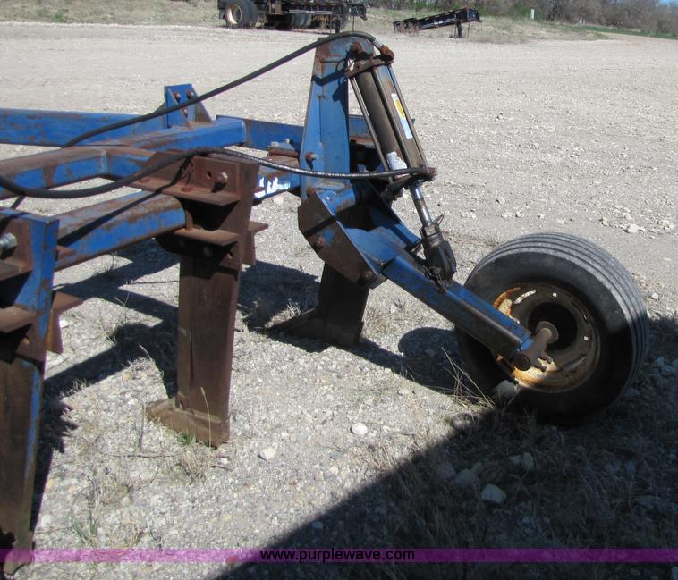 image for item 8630 1984 Blue Jet chisel sub-tiller