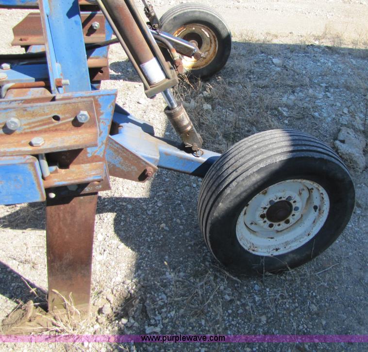 image for item 8630 1984 Blue Jet chisel sub-tiller