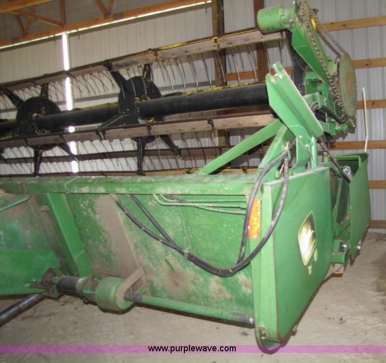 image for item 8660 1979 John Deere 7720 combine and header