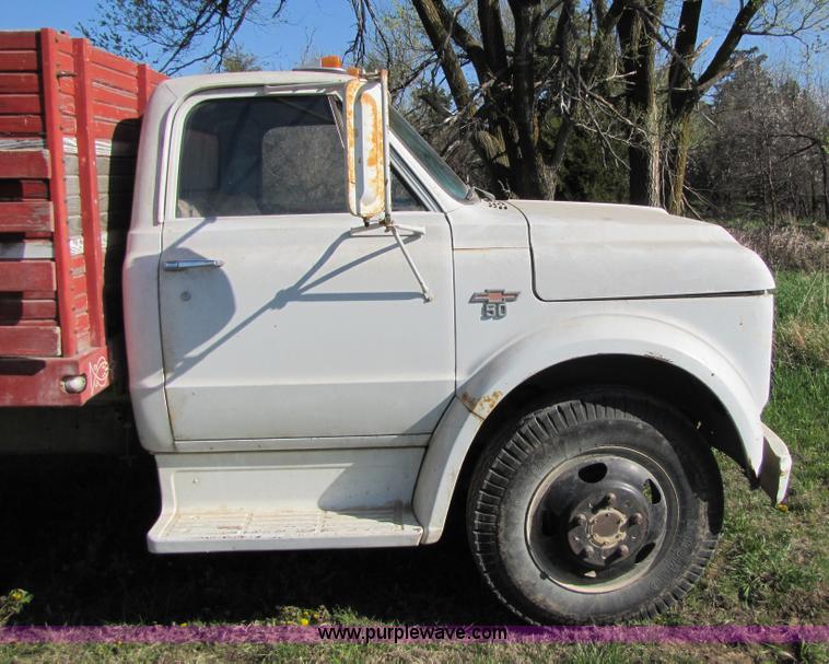 image for item 8661 1967 Chevrolet C50 grain truck