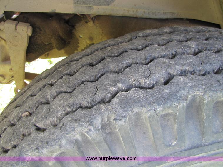 image for item 8661 1967 Chevrolet C50 grain truck