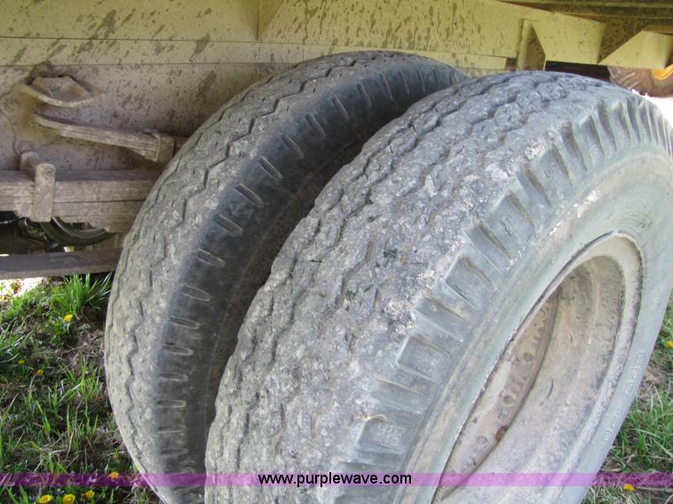 image for item 8661 1967 Chevrolet C50 grain truck