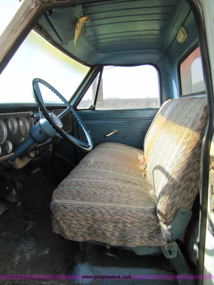 image for item 8661 1967 Chevrolet C50 grain truck