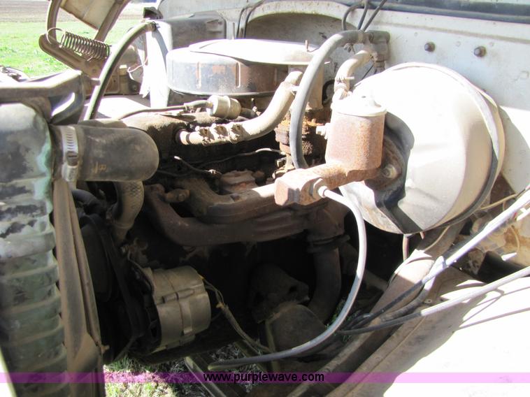 image for item 8661 1967 Chevrolet C50 grain truck