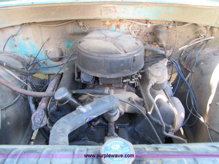 image for item 8662 1961 Ford F600 grain truck