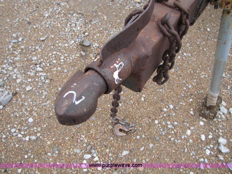 image for item 2464 1,000 gallon fuel tank on shop built trailer