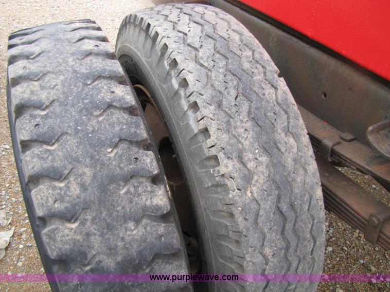 image for item 2464 1,000 gallon fuel tank on shop built trailer