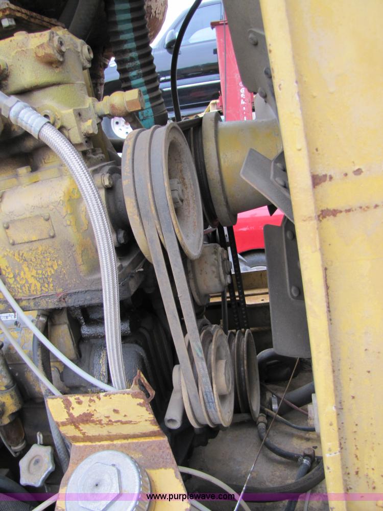 image for item 3464 1985 Fiat-Allis FR 12 wheel loader