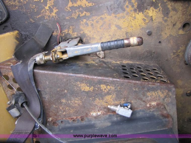 image for item 3464 1985 Fiat-Allis FR 12 wheel loader