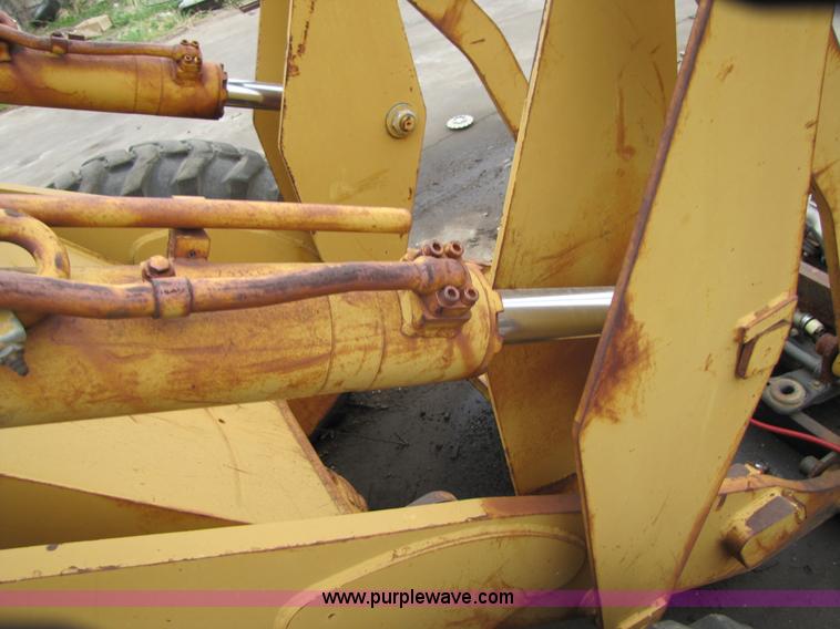 image for item 3464 1985 Fiat-Allis FR 12 wheel loader