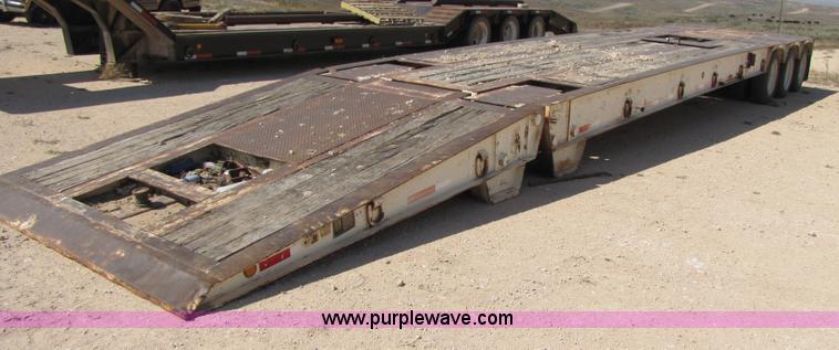 image for item 3476 1988 Trail King 50 ton folding trailer