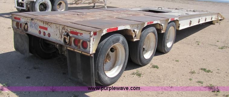 image for item 3476 1988 Trail King 50 ton folding trailer