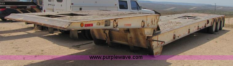 image for item 3476 1988 Trail King 50 ton folding trailer