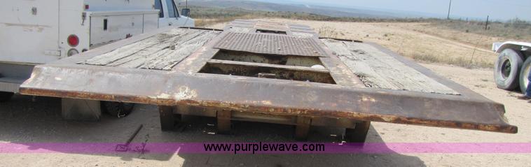 image for item 3476 1988 Trail King 50 ton folding trailer