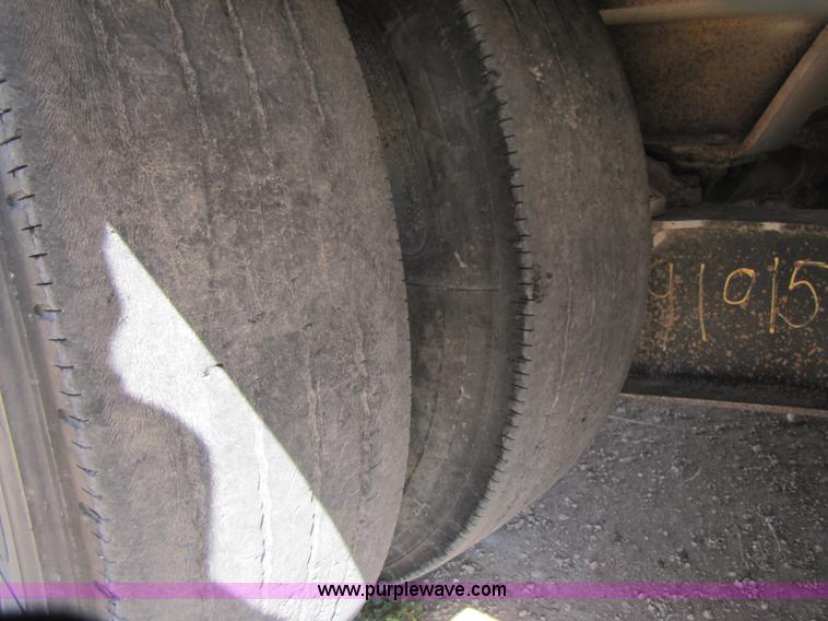 image for item 3476 1988 Trail King 50 ton folding trailer