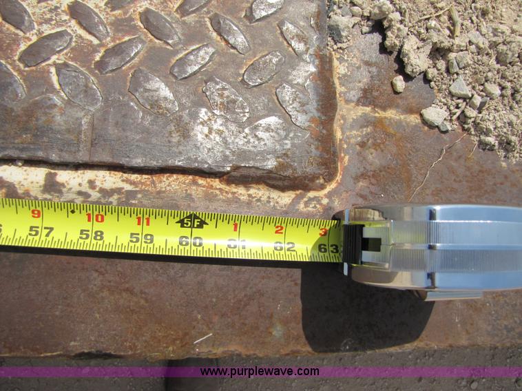 image for item 3476 1988 Trail King 50 ton folding trailer