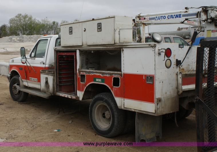 image for item 4822 1995 Ford F450 Super Duty service truck