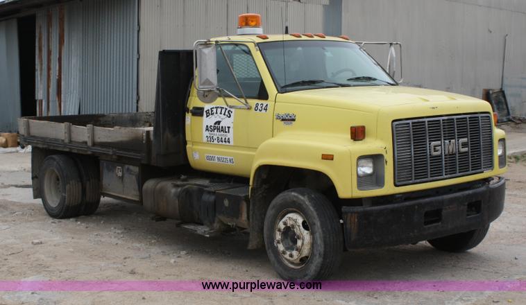 image for item 4823 1995 GMC Topkick Lo-profile flatbed truck