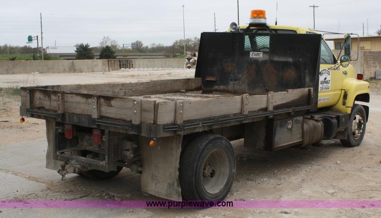 image for item 4823 1995 GMC Topkick Lo-profile flatbed truck