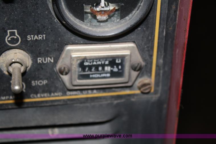 image for item 4825 Lincoln Ranger 8 welder