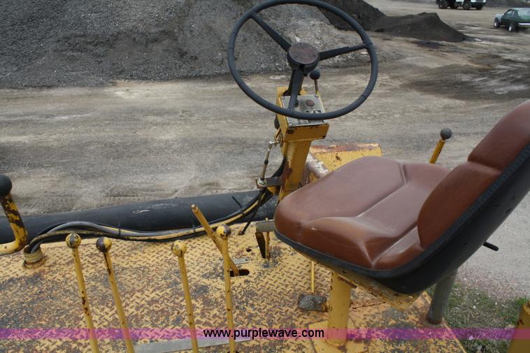 image for item 4830 Blaw-Knox 195 road widener