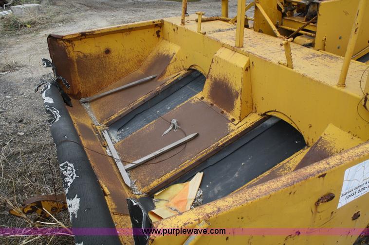 image for item 4831 Etnyre chip spreader