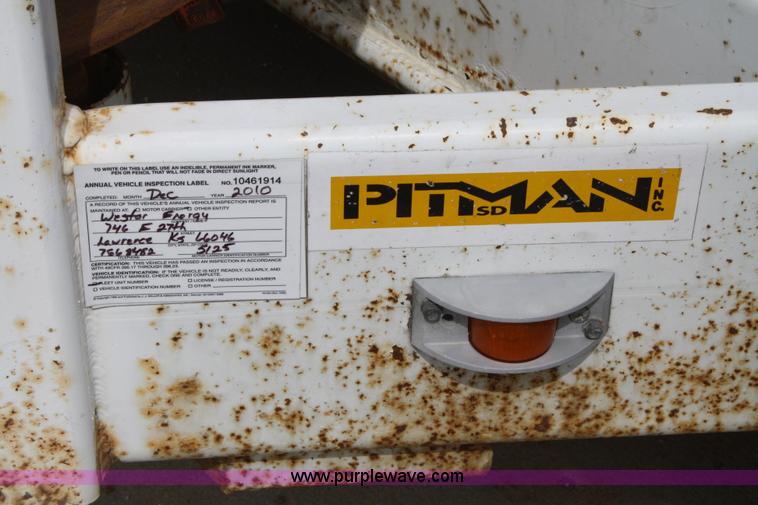 image for item 4844 1999 Sd Pitman mobile drill derrick with trailer