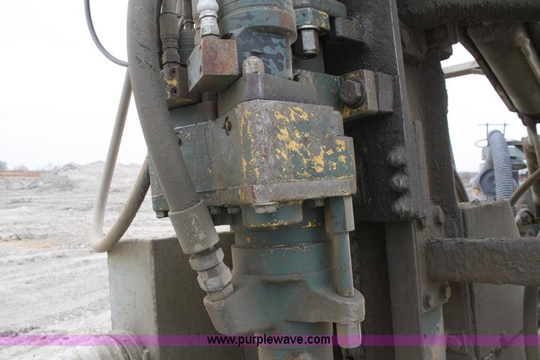 image for item 4847 1995 Gardner Denver SCH2500 hydraulic rock drill