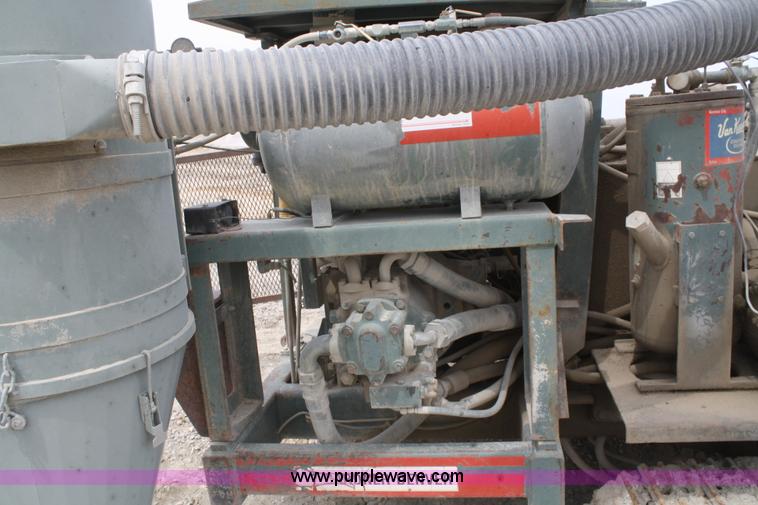 image for item 4847 1995 Gardner Denver SCH2500 hydraulic rock drill