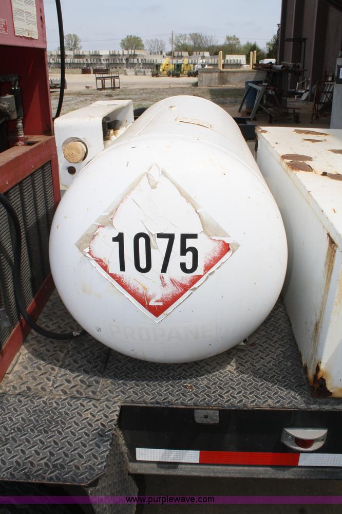 image for item 4861 Hotsy 9248LP hot water pressure washer on trailer