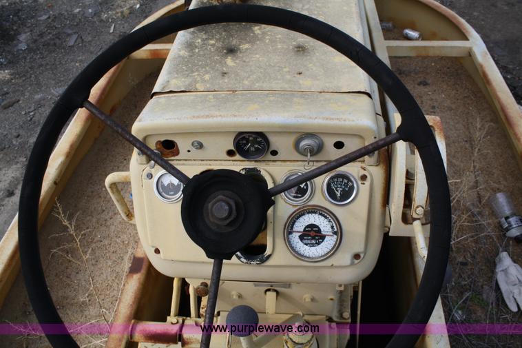 image for item 4862 Ferguson SP-12-S rubber tire roller