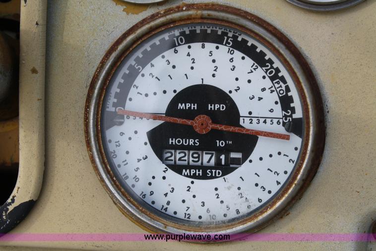 image for item 4862 Ferguson SP-12-S rubber tire roller