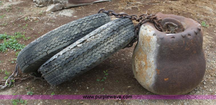 image for item 4875 1,600 lb demo/wrecking ball