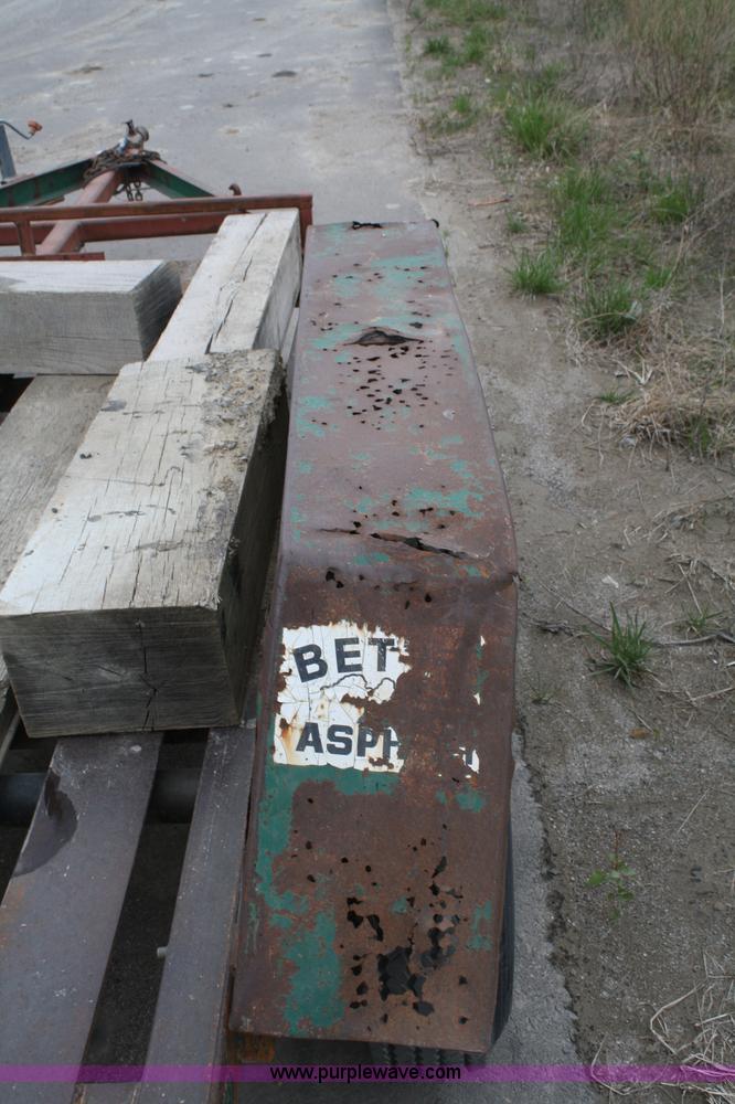 image for item 4876 1980 JFW tandem axle trailer