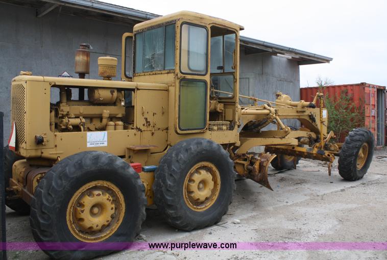 image for item 4879 1963 Caterpillar Series E No. 12 motor grader