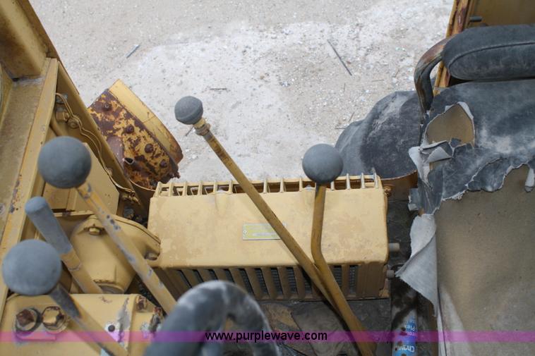 image for item 4879 1963 Caterpillar Series E No. 12 motor grader