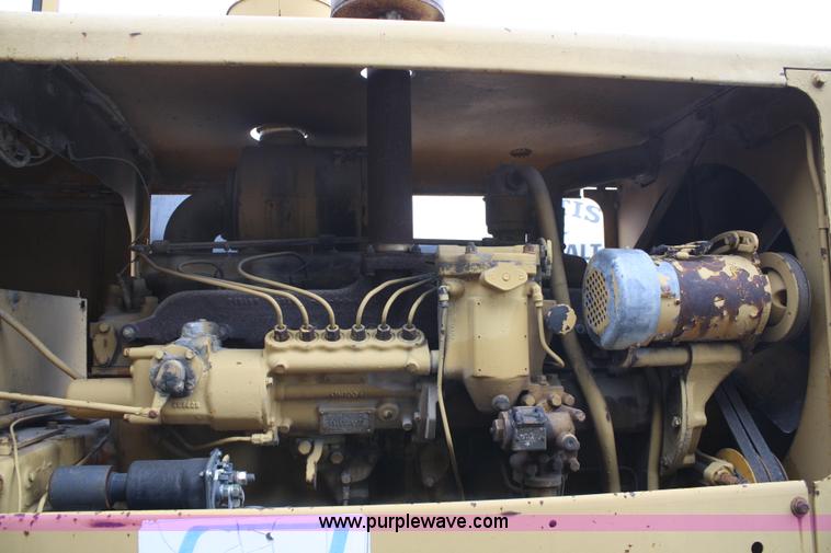 image for item 4879 1963 Caterpillar Series E No. 12 motor grader