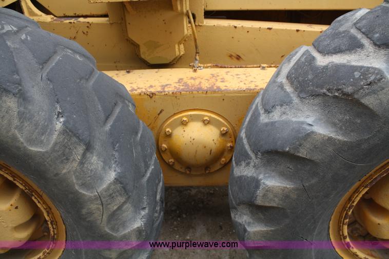 image for item 4879 1963 Caterpillar Series E No. 12 motor grader