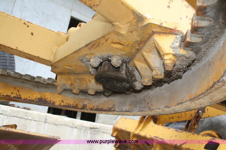 image for item 4879 1963 Caterpillar Series E No. 12 motor grader