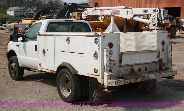 image for item 4907 1999 Ford F450 Super Duty pickup truck with service bed