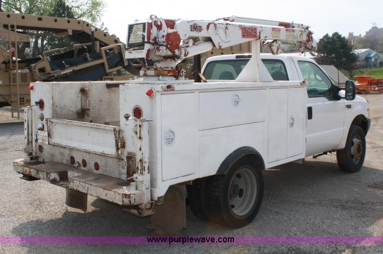 image for item 4907 1999 Ford F450 Super Duty pickup truck with service bed