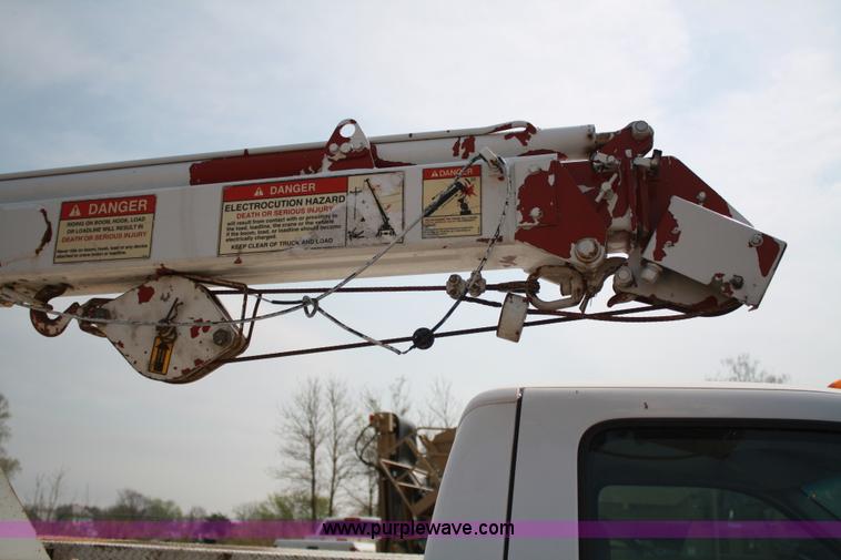 image for item 4907 1999 Ford F450 Super Duty pickup truck with service bed