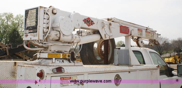 image for item 4909 1999 Ford F450 Super Duty pickup truck with service bed