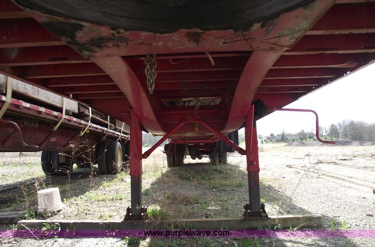 image for item 5390 1978 Transcraft adjustable length trailer