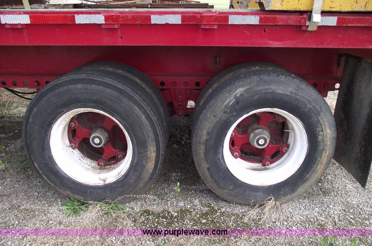 image for item 5390 1978 Transcraft adjustable length trailer