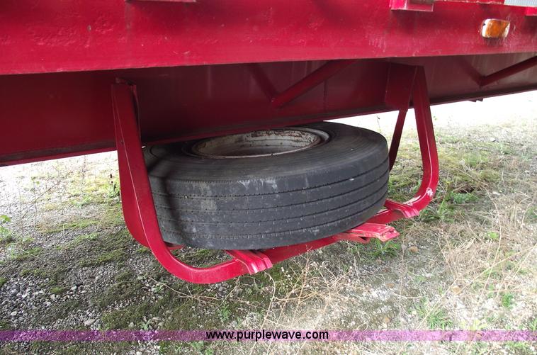 image for item 5390 1978 Transcraft adjustable length trailer