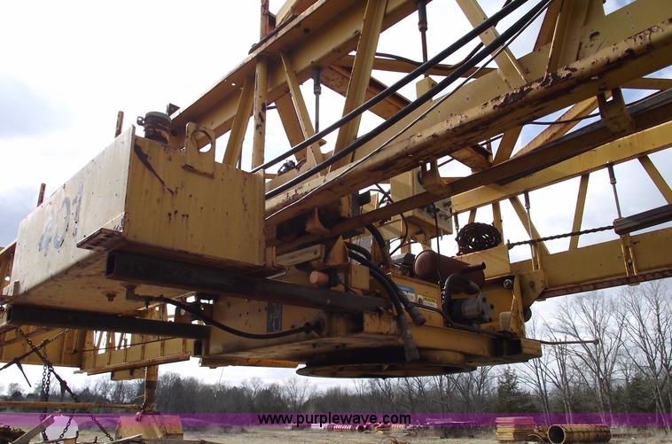 image for item 5391 2002 Gomaco C450 bridge deck finisher